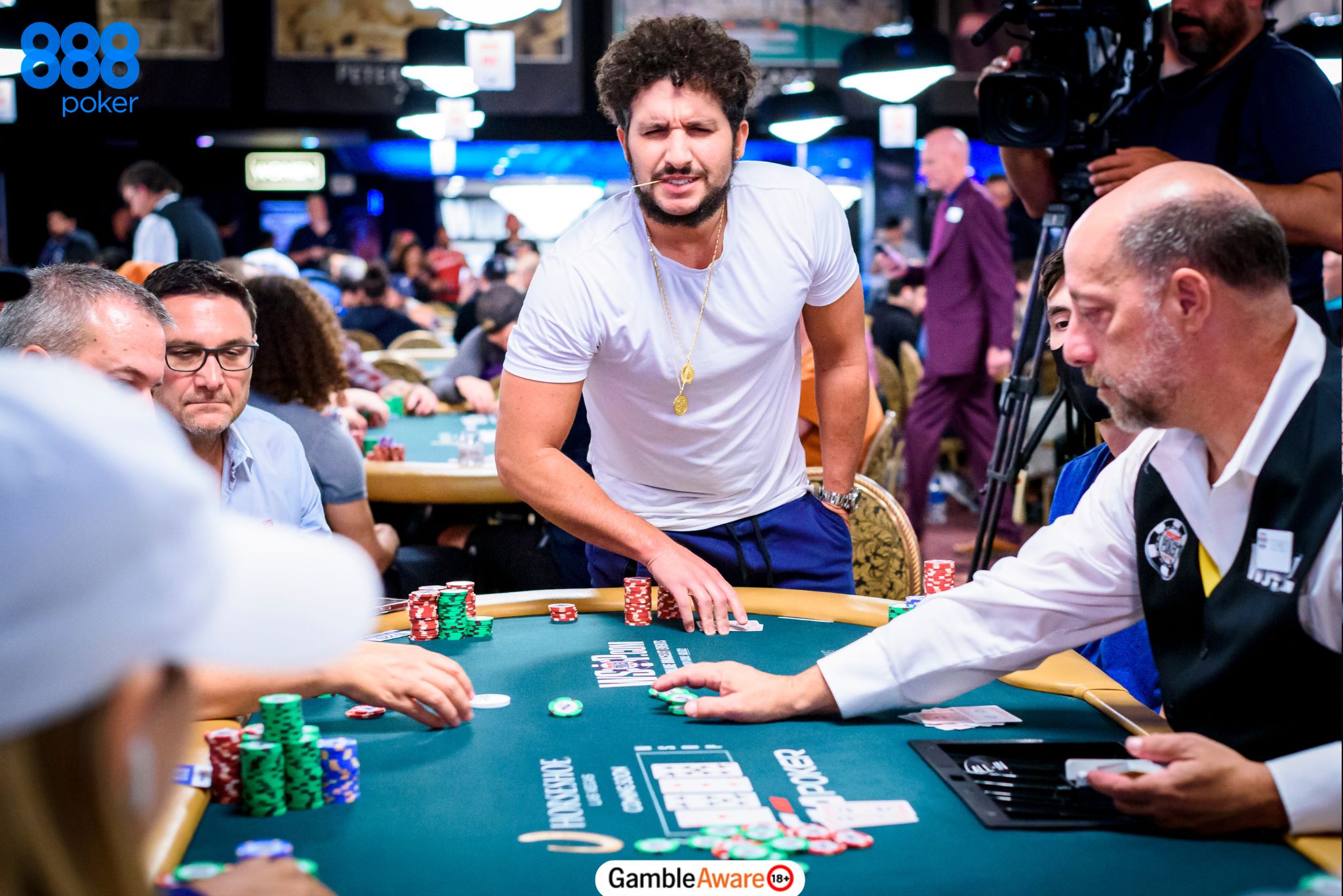 How to Use Heads-up as Part of Your Poker Strategy