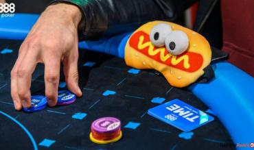 Poker Nit Strategy: Is Playing Ultra-Tight Actually Smart?